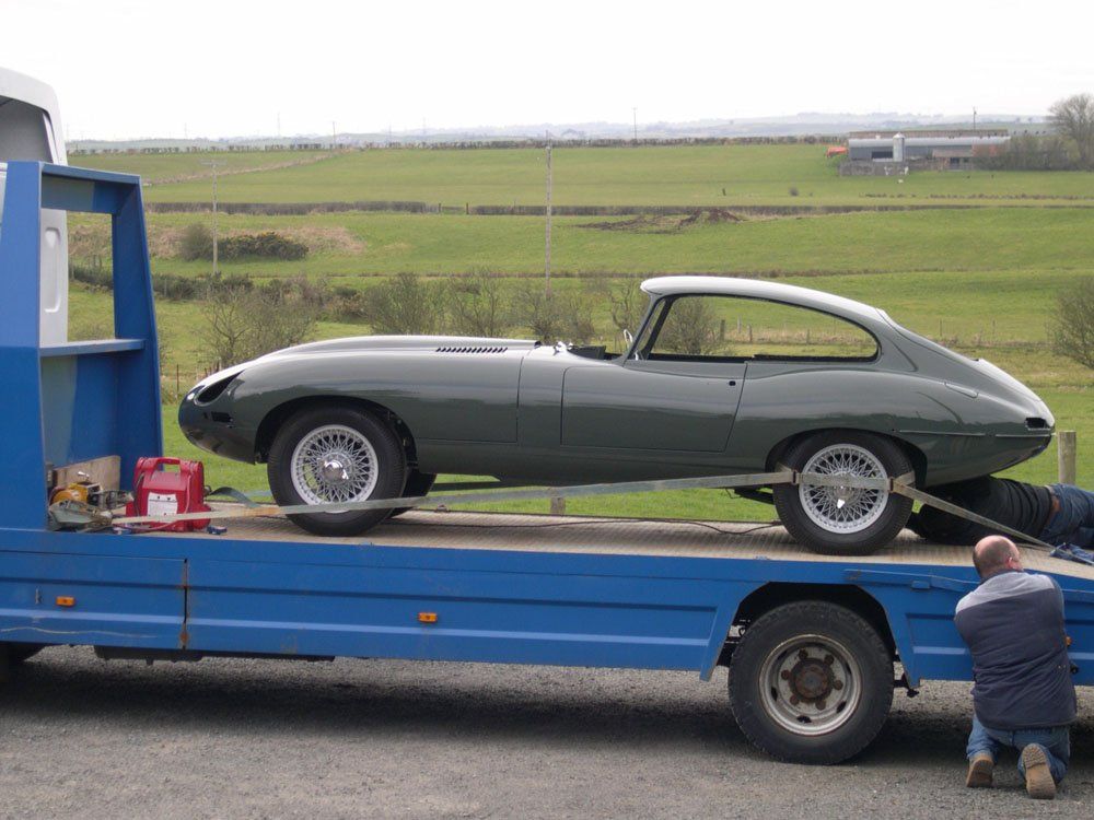 Jaguar E Type delivery