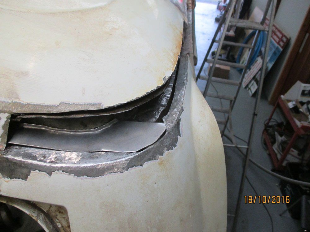 Bodywork wear on a VW Camper Bay Window