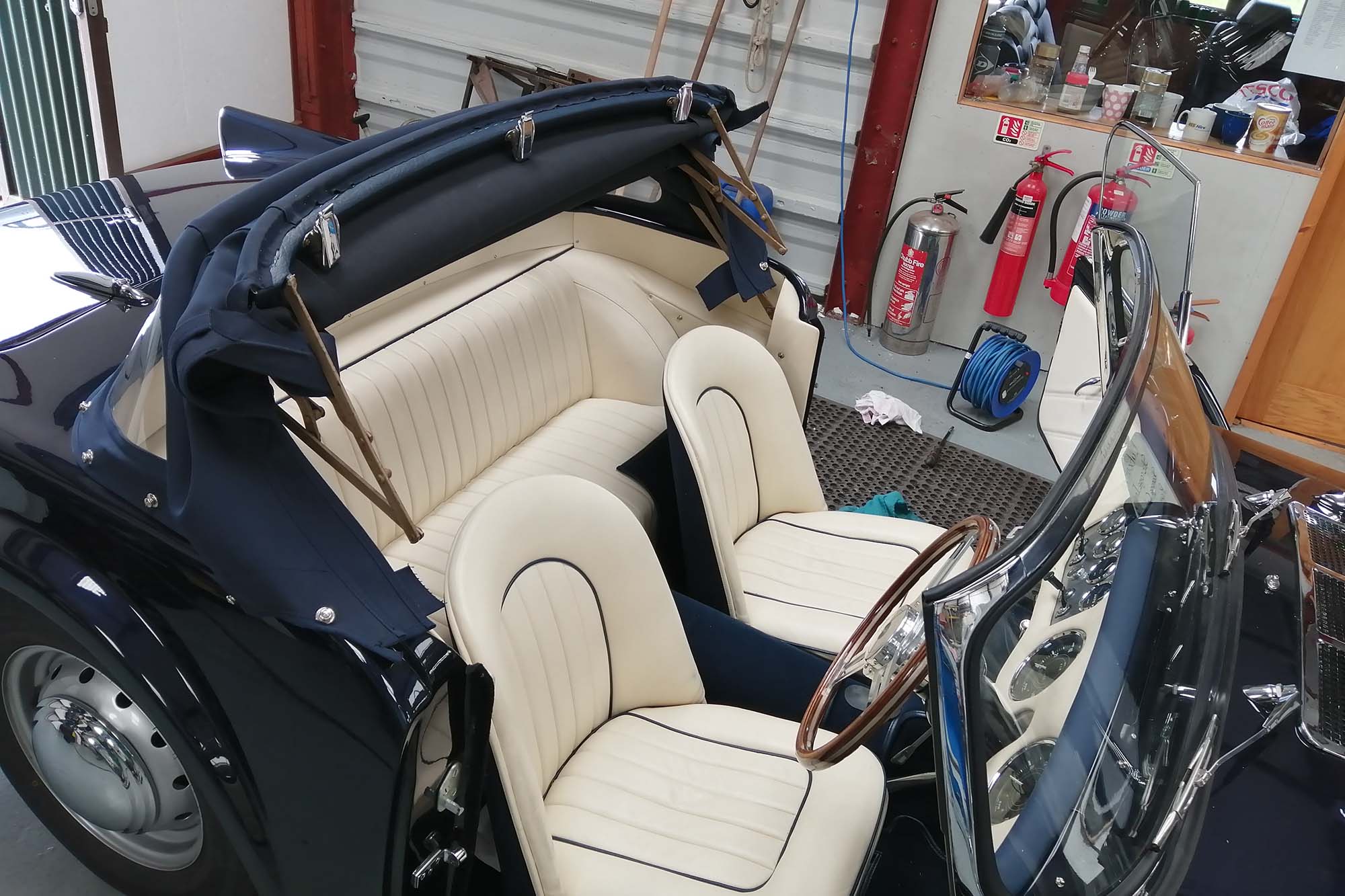 Daimer interior restoration